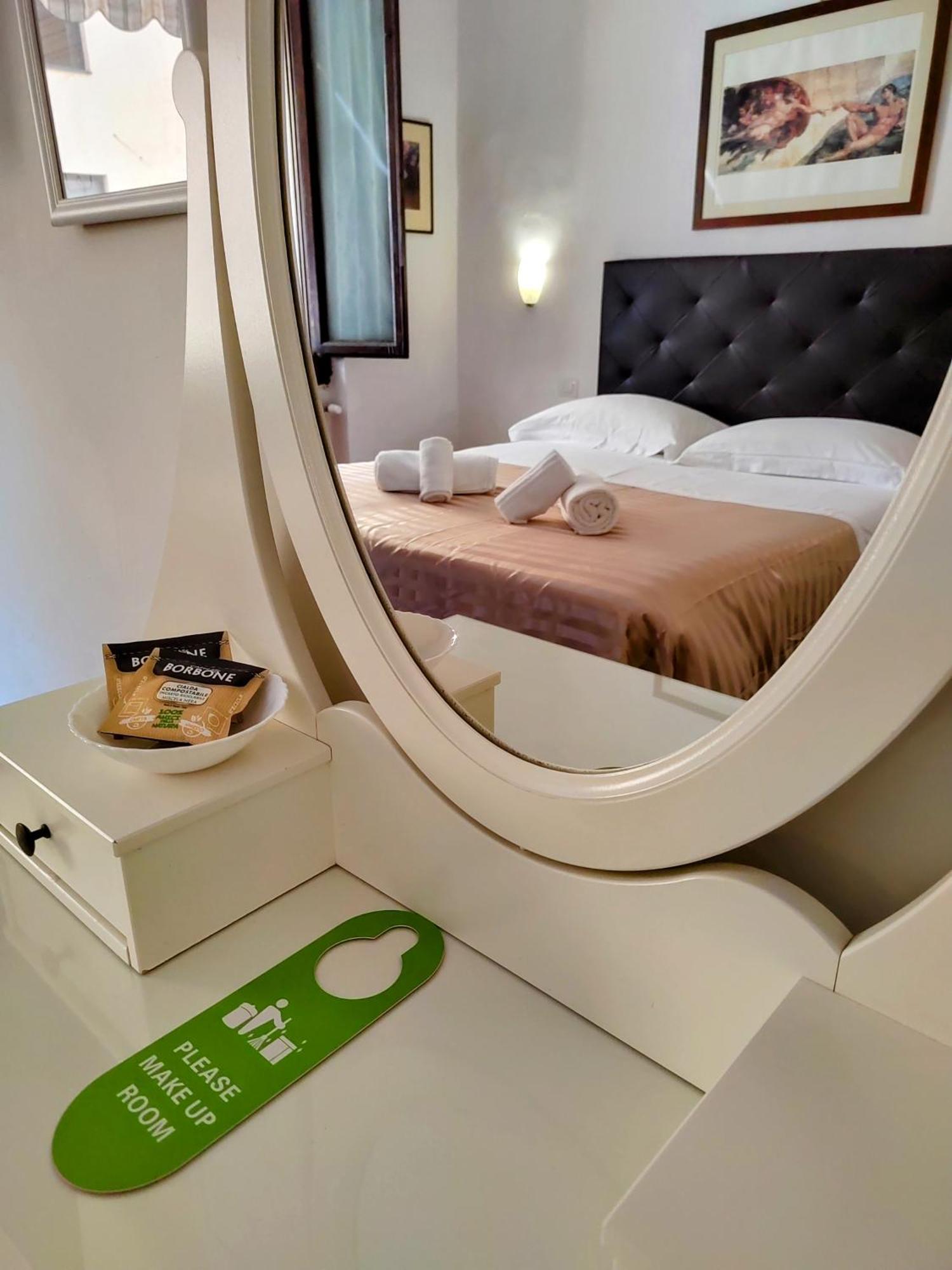 Residenza Martin Hotel Флоренция Екстериор снимка