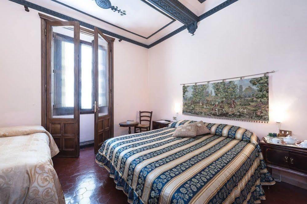 Residenza Martin Hotel Флоренция Екстериор снимка